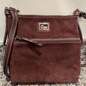 Dooney & Bourke -Style SS935 BM. All zippers work and registeration paperwork